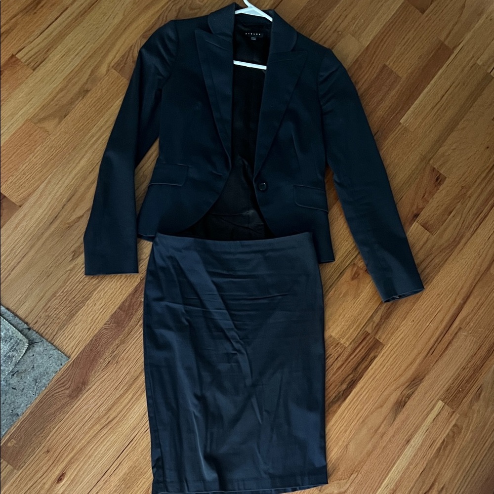 Sisley Navy Skirt Suit